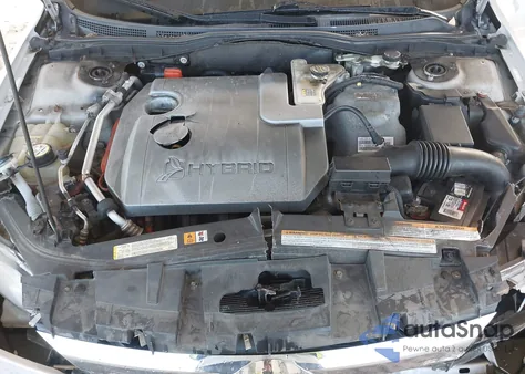 2010 Ford Fusion Hybrid z USA, uszkodzony, nr VIN 3FADP0L36AR135638